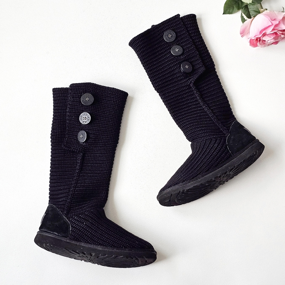 UGG Australia Classic Cardy Knit Genuine Sheepskin Lining Boots Size 8 5819